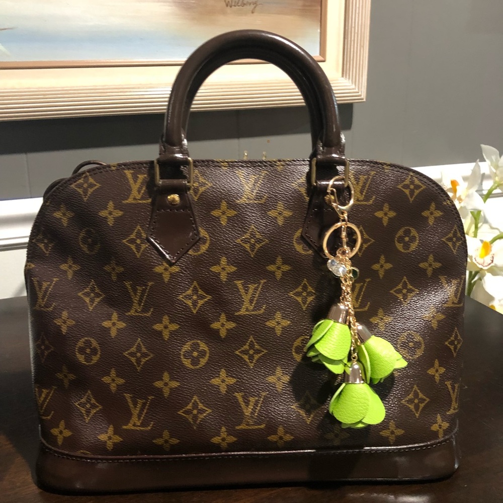 Authentic Preloved Alma